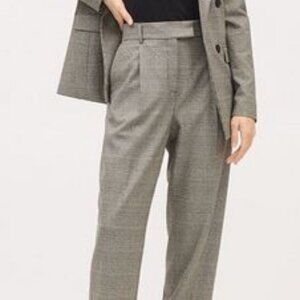 RW&CO. Tapered-Leg High-Rise Pant Size 00